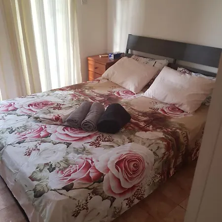 Seaview Guesthouse בית הארחה